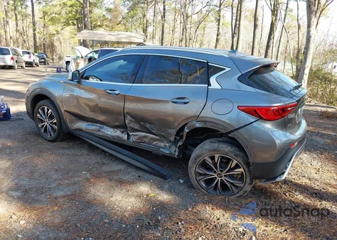 2017 Infiniti Qx30 Premium z USA, uszkodzony, nr VIN SJKCH5CR0HA030387